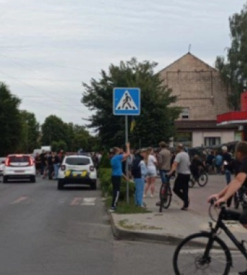 Чи покарають чоловіків, які мітингували біля ТЦК у Ковелі
