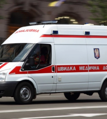 Тривога тривала всю ніч: у Київській області внаслідок атаки БПЛА є поранений, пошкоджено 22 будинки