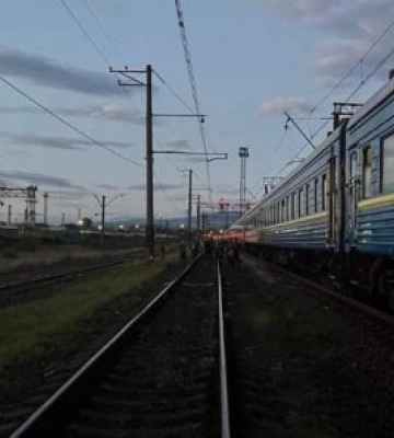 Офіційні подробиці загибелі підлітка на залізниці в Мукачеві