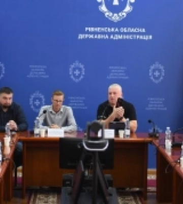 У Рівненській ОДА вчили захищати інформацію у Telegram, WhatsApp та Viber