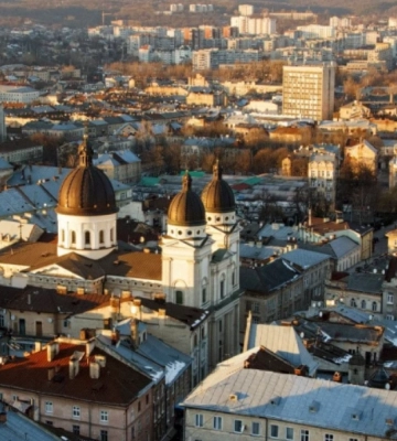 Найдорожчим містом за вартістю однокімнатних квартир на вторинному ринку є Львів. Хто наступний