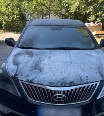 Спалили автомобіль громадської активістки: у Києві затримали двох підозрюваних. Фото