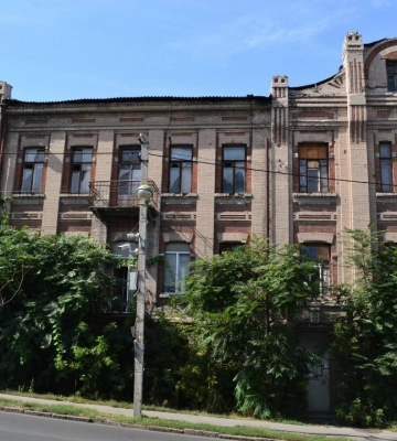 У Дніпрі планують майже на місяць звузити тротуар по вулиці Січових Стрільців