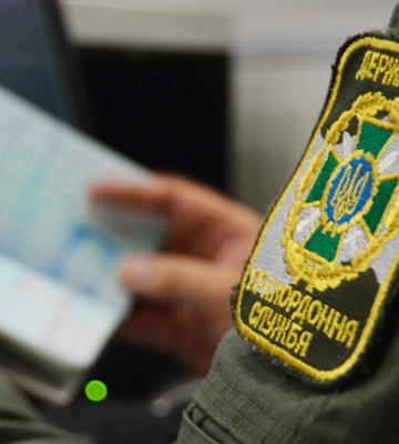 На Волині судили підприємця із Дніпра, який хотів перетнути кордон із підробленими документами