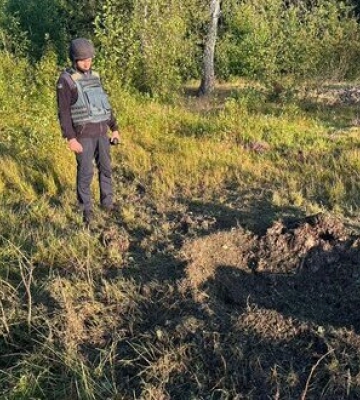 У прикордонній смузі на Рівненщині пролунали вибухи: постраждала цивільна особа, що проігнорувала покажчик &quot;Небезпечно міни&quot;.&amp;hellip;