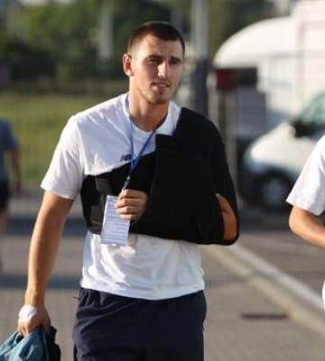 Відомі терміни відновлення ключового захисника Динамо після операції: коли повернеться на поле