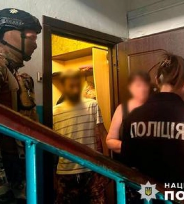 На Полтавщині жінка з сином замовили побиття знайомого