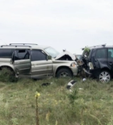 Водій заснув за кермом: подробиці аварії на Рівненщині, в якій травмувались десятеро осіб