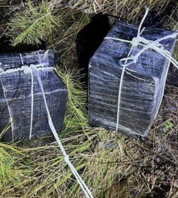 Вилучили понад 20 кг гашишу: п&#039;ятьох волинян підозрюють в контрабанді наркотиків