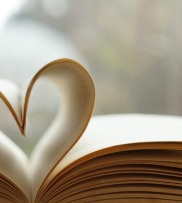 Світ очима книголюбів: де можна почитати в Івано-Франківську?