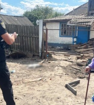 Росіяни атакували Семенівку на прикордонні Чернігівщини: пошкоджено 2 домогосподарства
