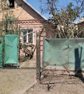 Унаслідок атаки російськими дронами в Нікополі постраждали дитина і жінка, а на Херсонщині - 62-річний чоловік
