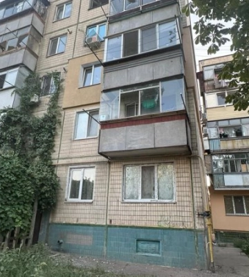 Обстріли Дніпропетровщини: ворог застосував дрони й артилерію, постраждали двоє людей