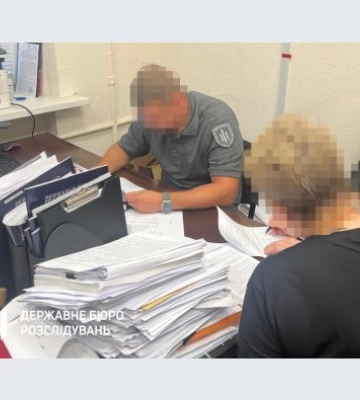 1 млн грн &quot;бойовим&quot; фінансистам та бухгалтерам: на Дніпропетровщині розтрачували виплати захисників з передової