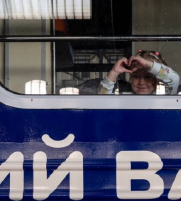 Зі Львівщини у свій перший рейс відправився дитячий вагон 