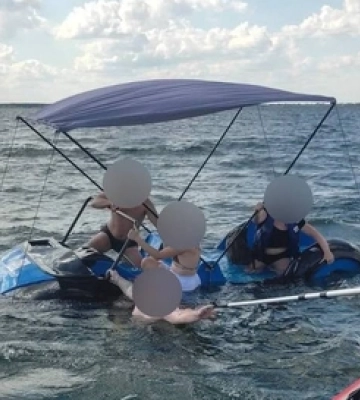 На Світязі ледь не потонув катамаран з людьми