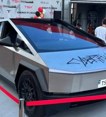 В Україні презентували перший Tesla Cybetruck: скільки він коштує