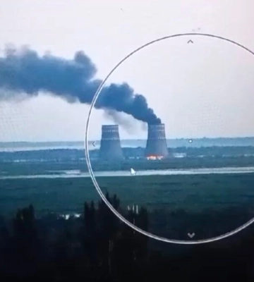 &quot;Чекаємо реакції світу, РФ має відповісти&quot;: Зеленський показав пожежу, яку окупанти влаштували на ЗАЕС
