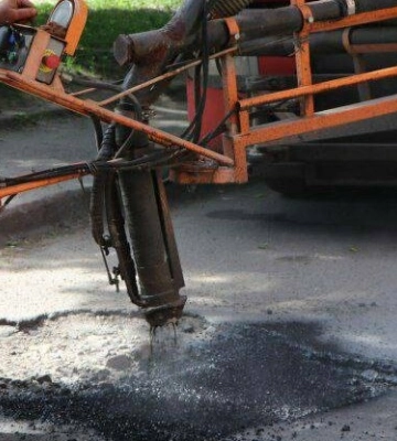 На поточний ремонт доріг у Полтаві спрямували 13 млн грн