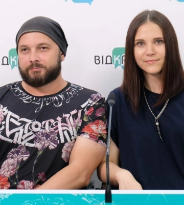 У Дніпрі відкривається художня виставка “Подвійна історія”