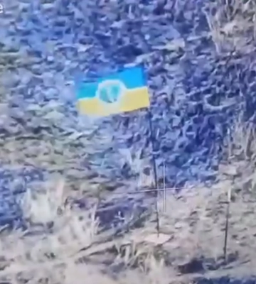 Українські воїни встановили прапор України на Кінбурнській косі