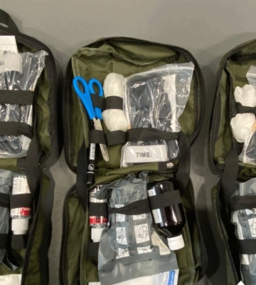 ДБР підозрює військових посадовців у закупівлі неякісних аптечок майже на 60 мільйонів гривень