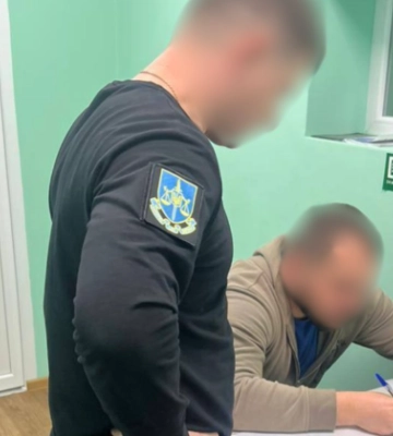 6 тысяч долларов за выдачу фиктивной справки об инвалидности: в Черкасской области будут судить мужчину