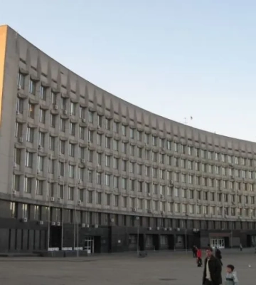 Минулого дня ворог піддав обстрілам 8 громад Сумщини, зафіксовано 63 вибухи, - ОВА
