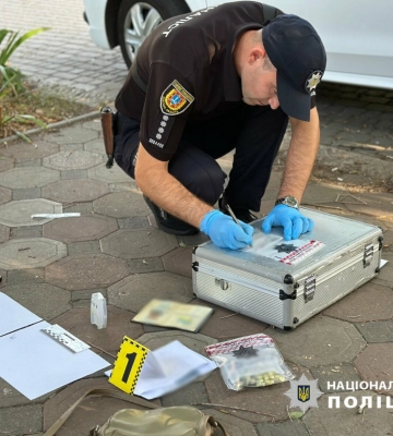 В Одесі викрили 55-річну мешканку у незаконних оборудках з психотропами