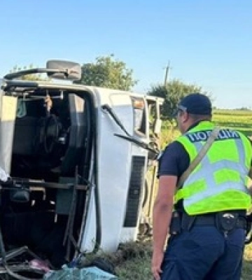 Пассажирский автобус с детьми попал в аварию в Хмельницкой области