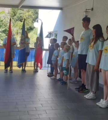 У Португалії відбувся літній табір Спілки української молоді «Соняшник»