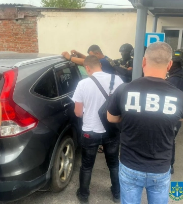 Инструктор автошколы на Сумщине задержан за взятку