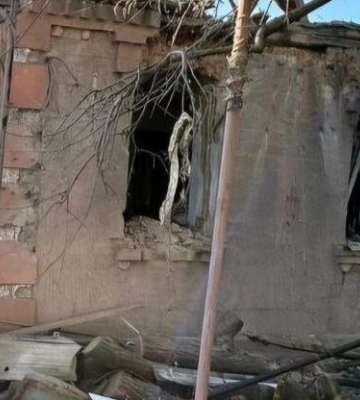 У лікарні помер постраждалий внаслідок вечірнього артобстрілу Нікопольщини