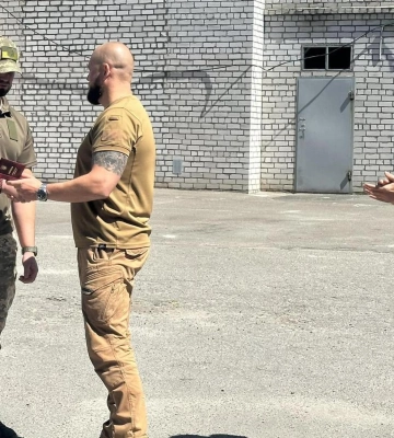 Воїна з Полтавщини нагородили відзнакою від Президента