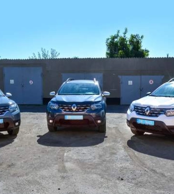 Коштом громад придбано три Renault Duster для райвідділу поліції