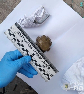 У Білопіллі правоохоронці викрили чоловіка у незаконному зберіганні боєприпасів