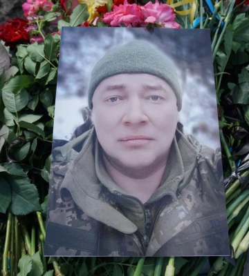 Охтирська громада провела в останню путь загиблого на війні Олексія Бацала