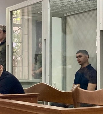 Вбивство підлітка в Києві біля фунікулера: репортаж з зали суди