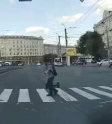 У Дніпрі 39-річний чоловік випав з вікна 3-го поверху