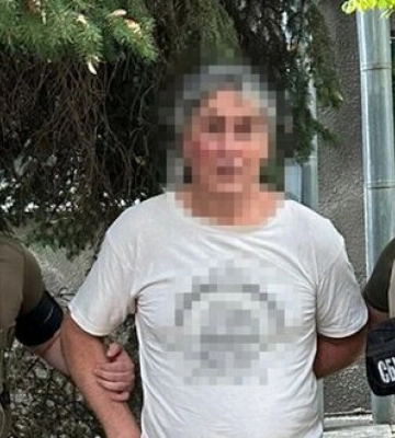 СБУ викрила агентурну мережу ФСБ у Херсоні: Розвідували місця базування ЗСУ та шпигували за посадовцями ОВА. ФОТОрепортаж
