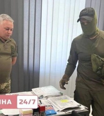 Начальников ТЦК Бучанского и Бориспольского районов Киевской области задержали на взятке. Изъяли $300 тыс., - СМИ. ФОТОрепортаж