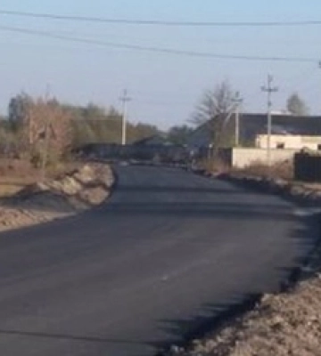 У селах Луцької громади немає тротуарів – просять облаштувати (петиція)