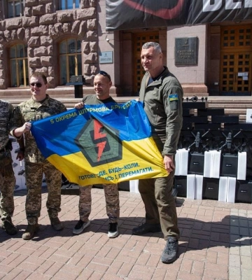 5 київська штурмова бригада отримала від громади Києва 600 дронів різних типів, - Кличко