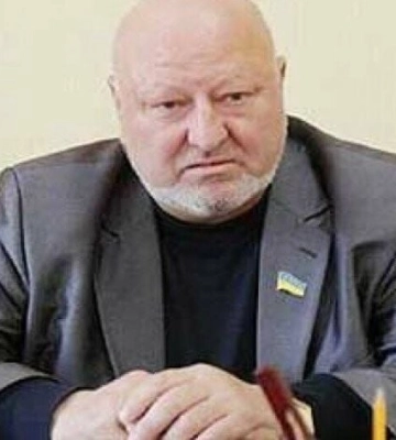 Очередной депутат Запорожского областного совета - известный мелитопольский бизнесмен сложил свои полномочия 