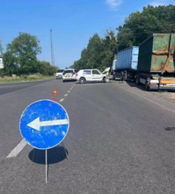 На Волині легковик зіткнувся з вантажівкою: є потерпілі