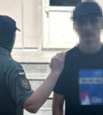 СБУ та Нацполіція затримали ще 6 поплічників рф, які палили пікапи ЗСУ та релейні шафи на півдні України