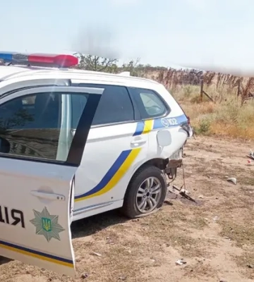 Армія РФ атакувала з дрона автомобіль поліції на Миколаївщині: троє патрульних отримали травми