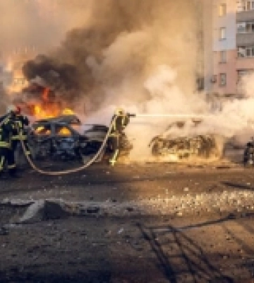 Ракетний удар по Сумах: кількість поранених зросла, рятувальники показали наслідки атаки