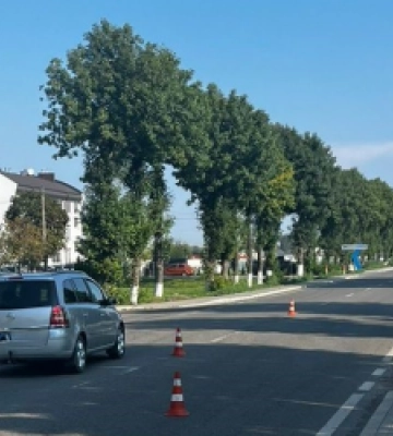 На Львівщині автомобіль збив велосипедиста