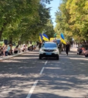 Громада на Кіровоградщині попрощалася з загиблим воїном